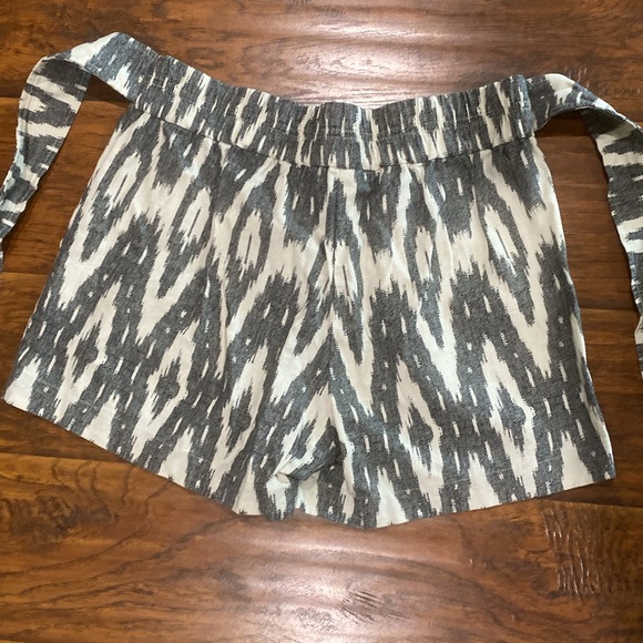 J Crew linen blend geometric shorts size 0 - Picture 6 of 6